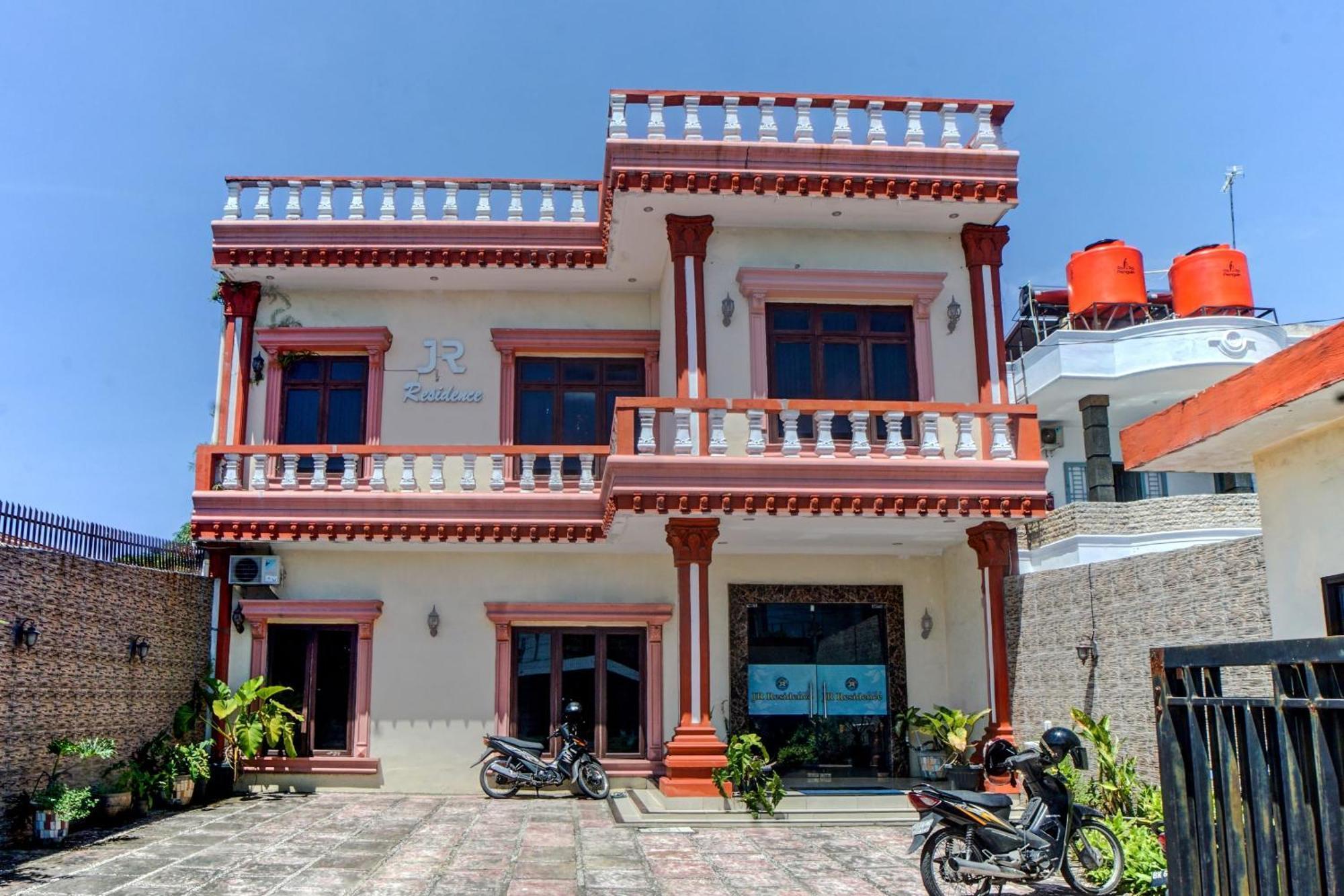 Oyo 92638 Jr Residence Syariah Medan Eksteriør bilde