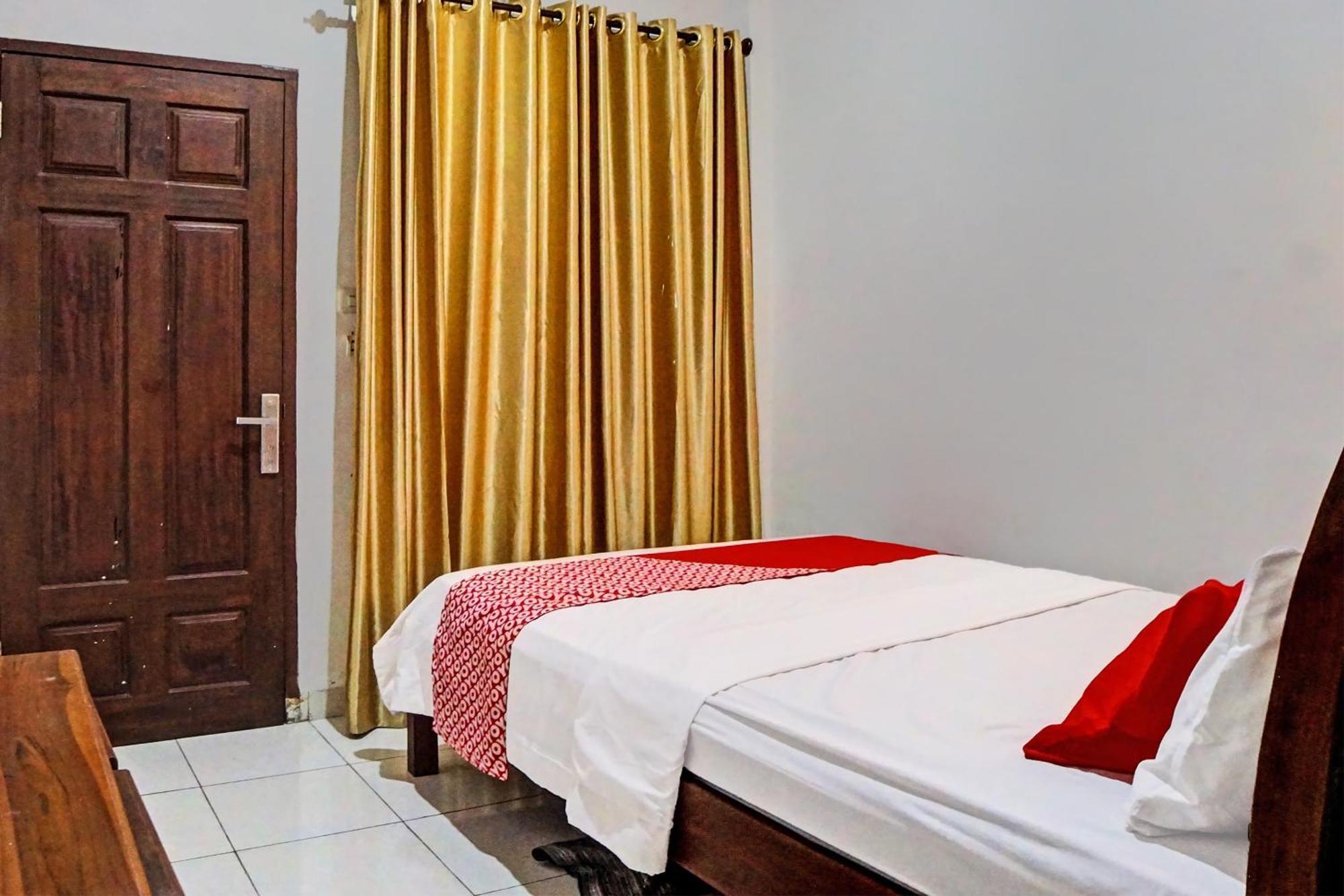 Oyo 92638 Jr Residence Syariah Medan Eksteriør bilde